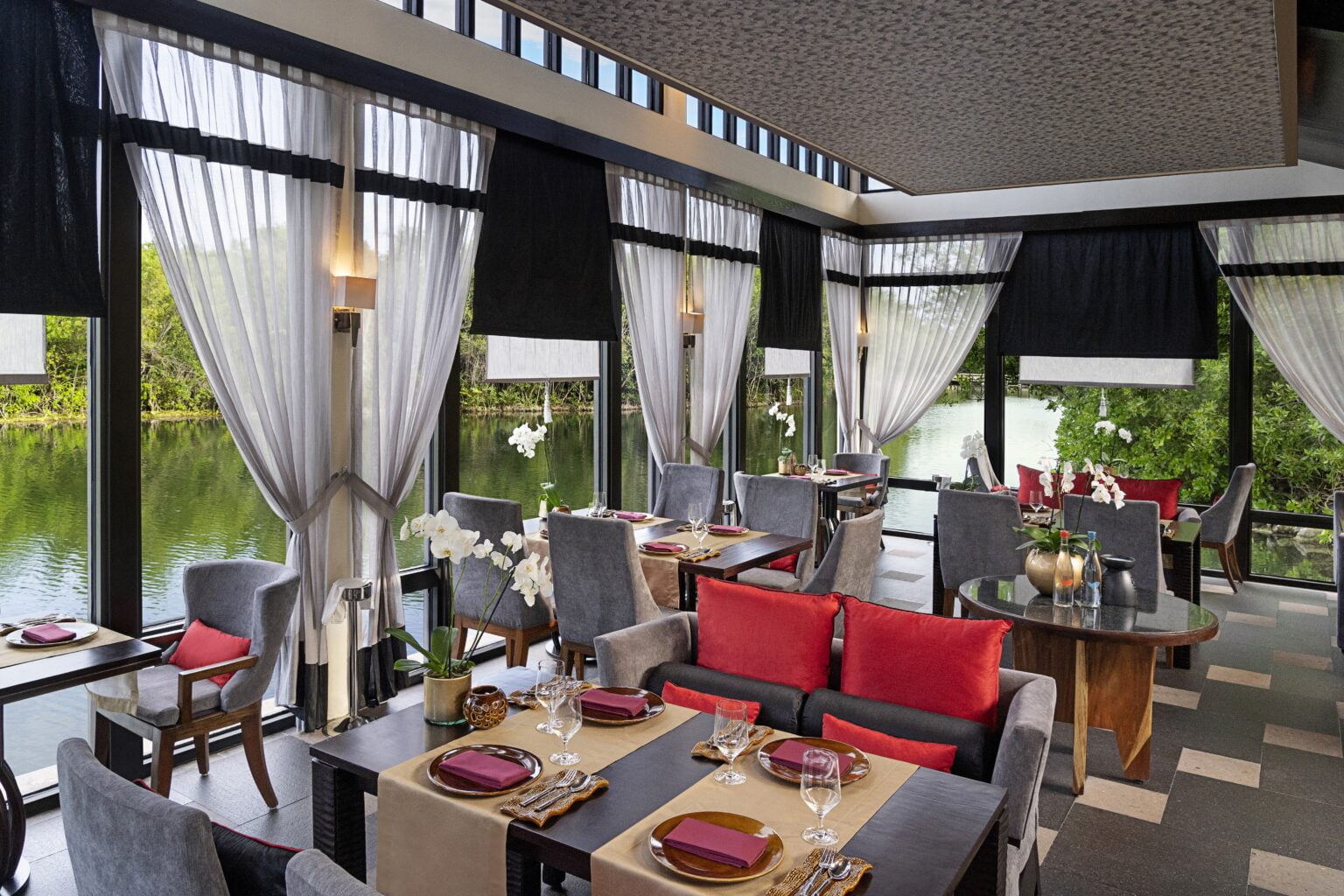 BTMXMY-Saffron-Interior-High-Res.jpg