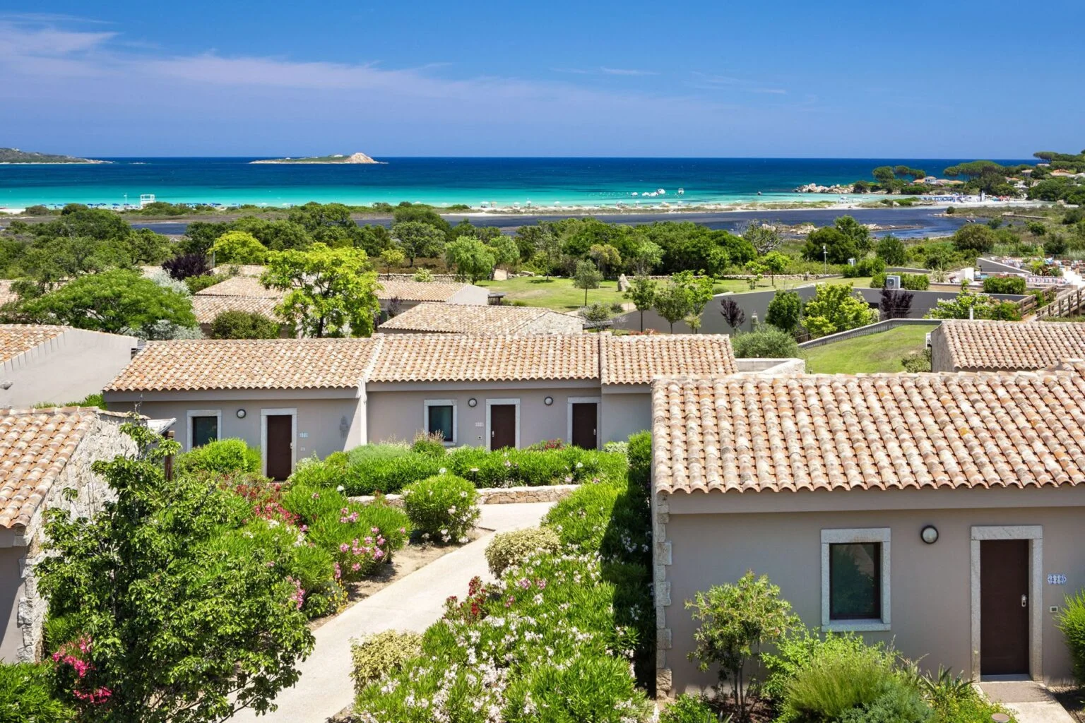 Baglioni-Resort-Sardinia-best-hotels-in-Sardinia-luxury-holidays-in-Sardinia-sardinia-most beautiful-hotels-exclusive-holidays-in-Sardinia-13.jpg