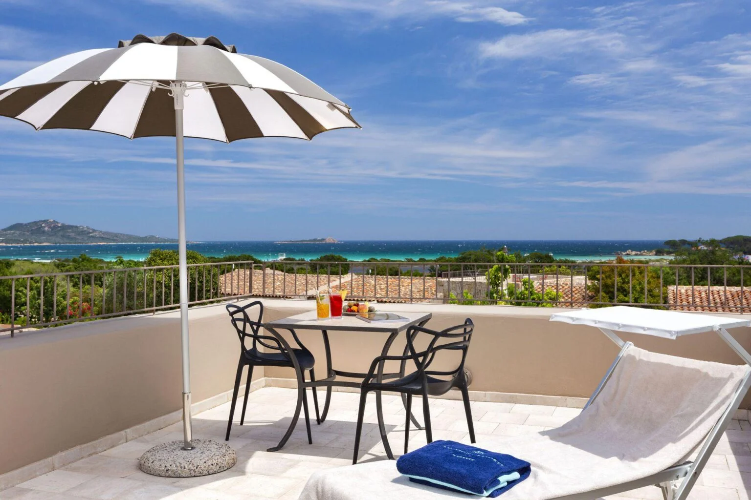 Baglioni-Resort-Sardinia-best-hotels-in-Sardinia-luxury-holidays-in-Sardinia-sardinia-most beautiful-hotels-exclusive-holidays-in-Sardinia-40.jpg