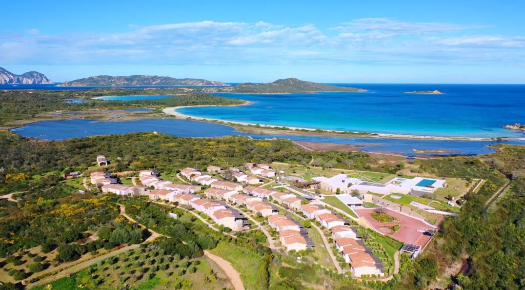 Сан-Теодоро,Сардиния,Италия,Baglioni Resort Sardinia,Отель Baglioni Resort Sardinia,Откройте для себя город Ольбия благодаря удобному расположению отеля,Отдохните в роскоши отеля Baglioni Resort Sardinia,Отдых на Сардинии для всей семьи