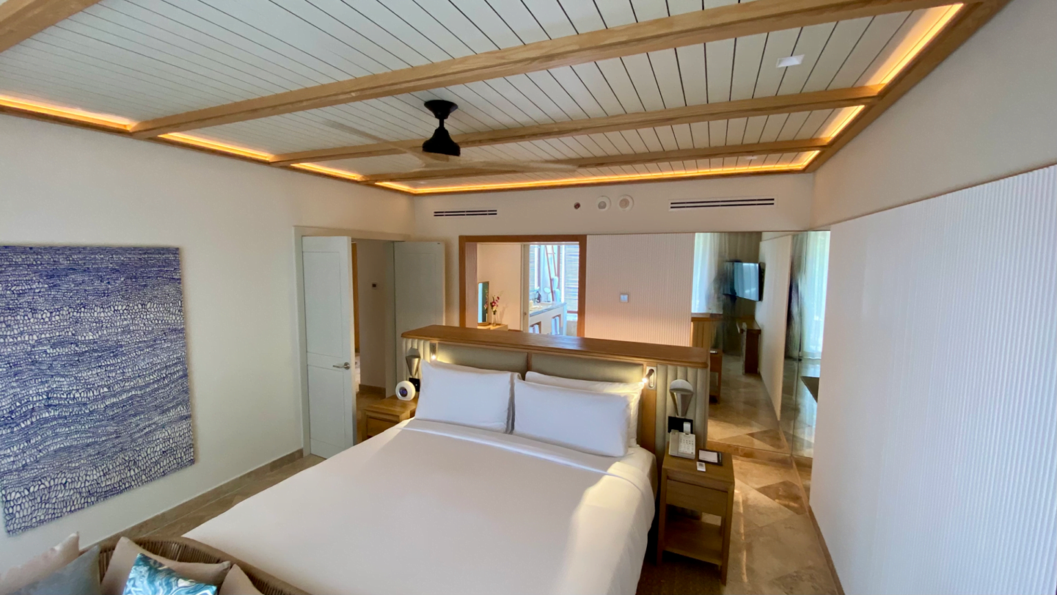 Beach-Area-Casita-Suite-Bedroom.png