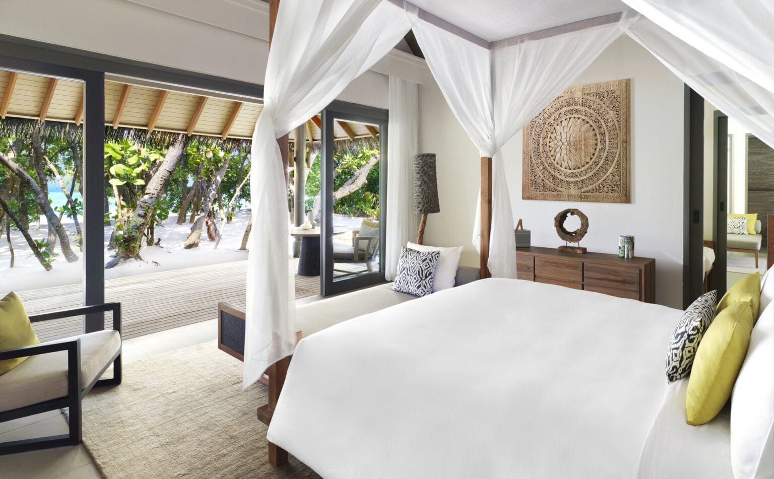 Beach-Family-Pool-Villa-Bedroom.jpg