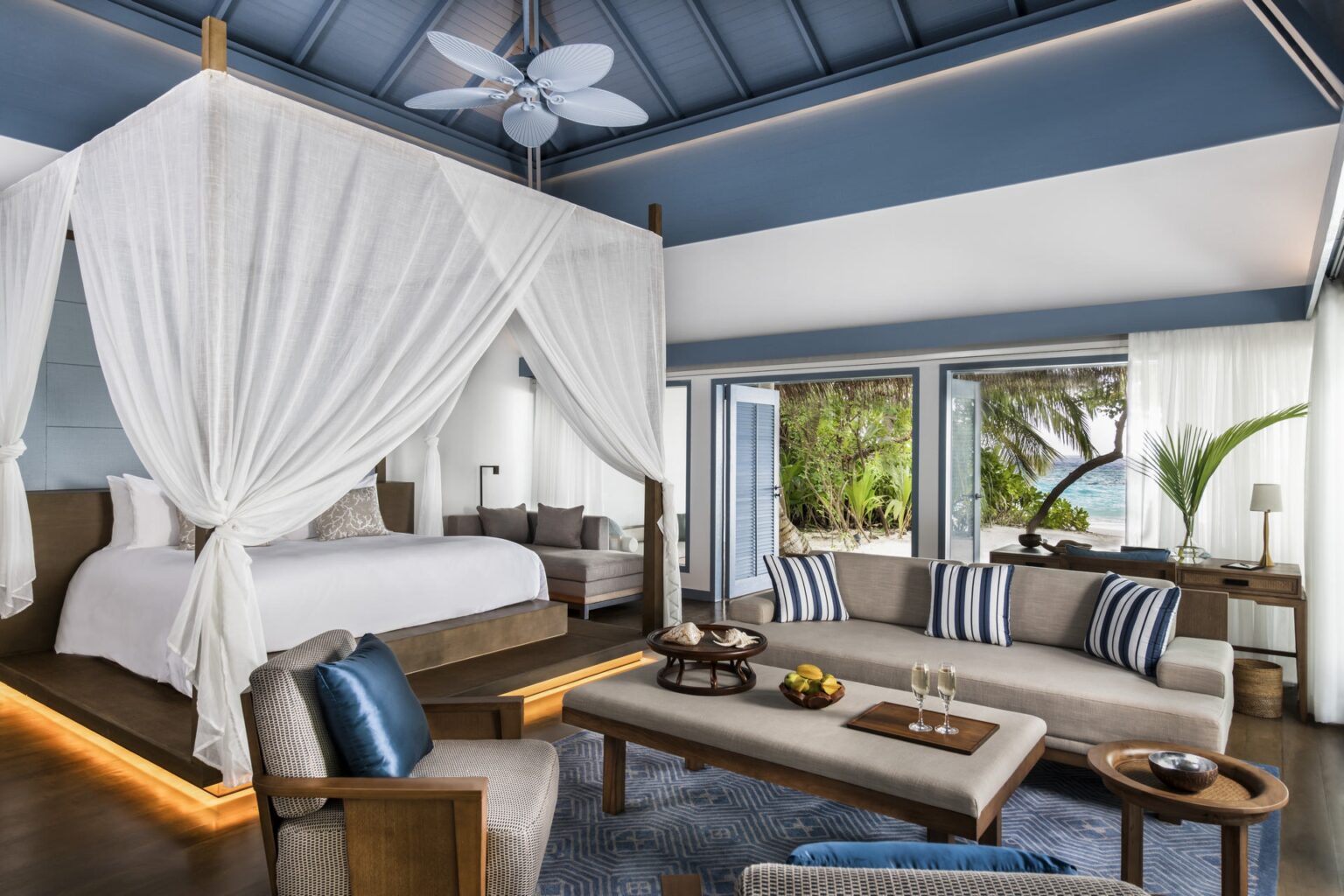 Beach-Villa-_-Bedroom03-1.jpg