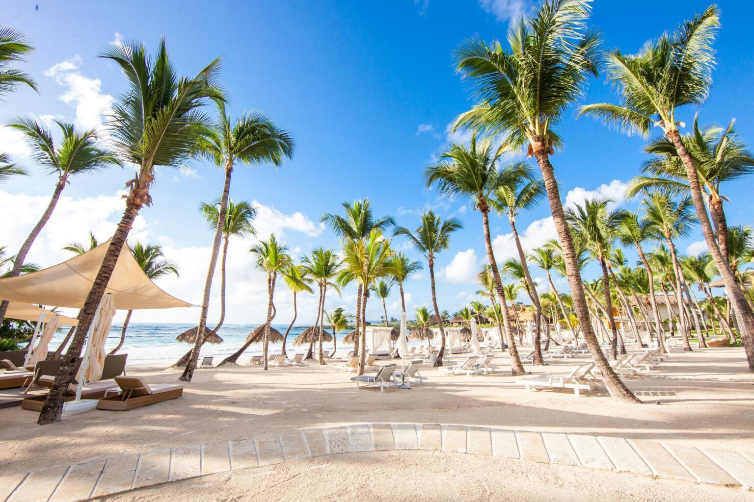 Beach_Club_8838.jpg