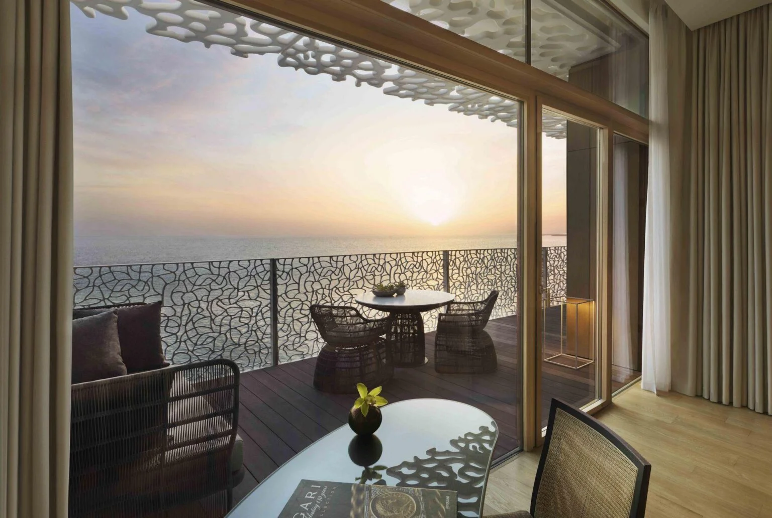 Bulgari-Премиум-Океан-Вид-Outdoor.jpg