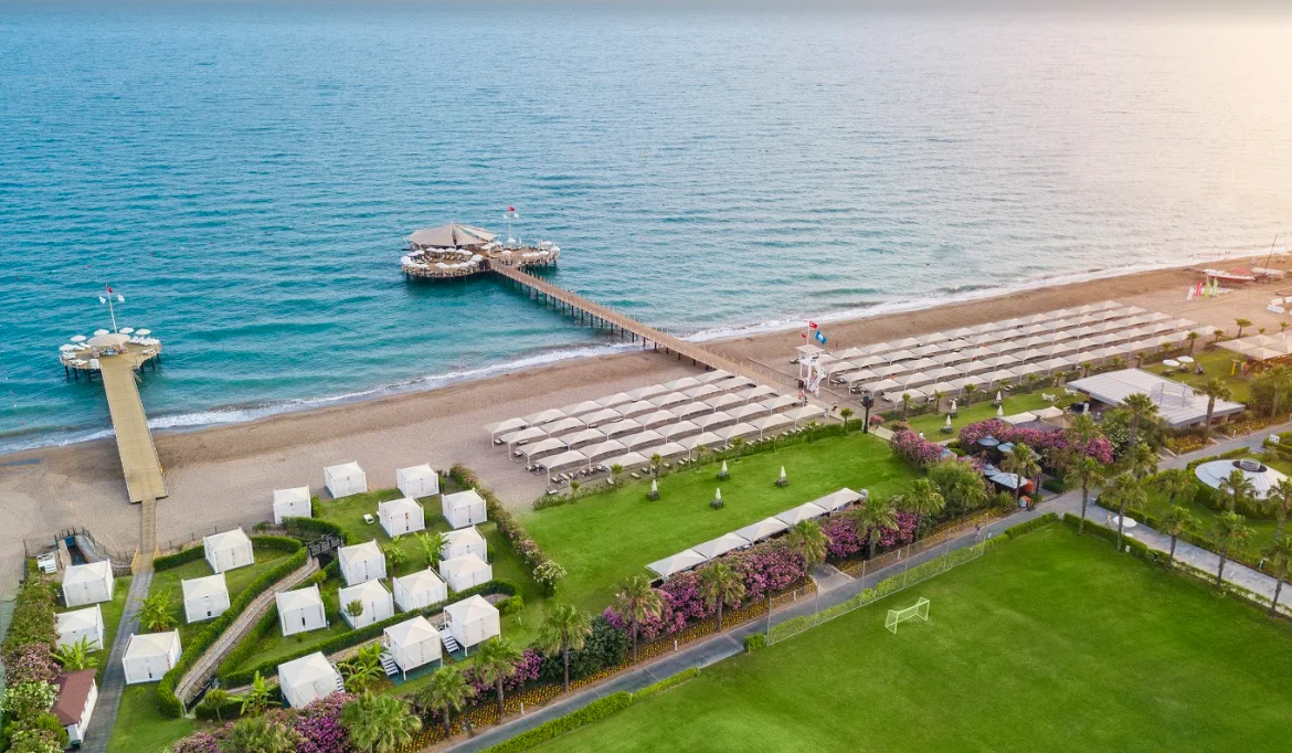 Calista-Luxury-Resort-Turkish-Riviera-best-hotels-in-turkey-family-holidays-turkey-turkey-luxury-holidays-2.png