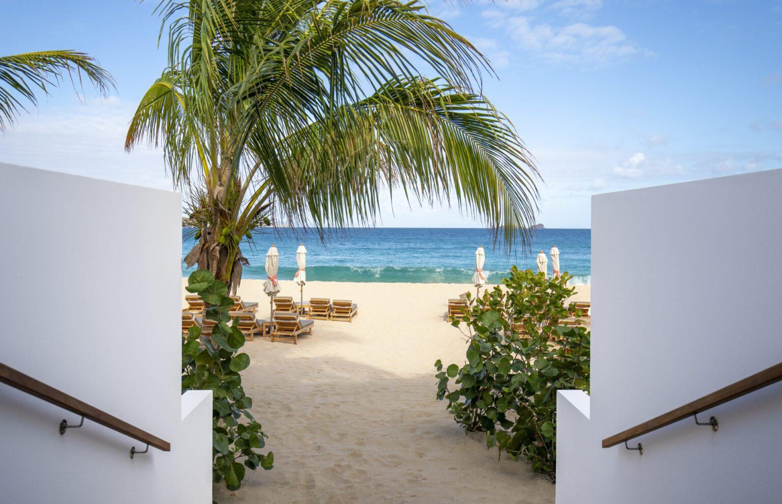 Cheval-Blanc-St-Barth-Isle-de-France-Beach-Suite-E.-Labouerie-0253-1b.jpg