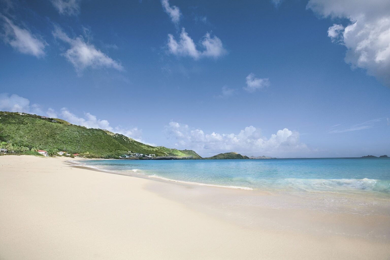 Cheval-Blanc-St-Barth-Isle-de-France-Flamands-Beach_P.-Carreau.jpg