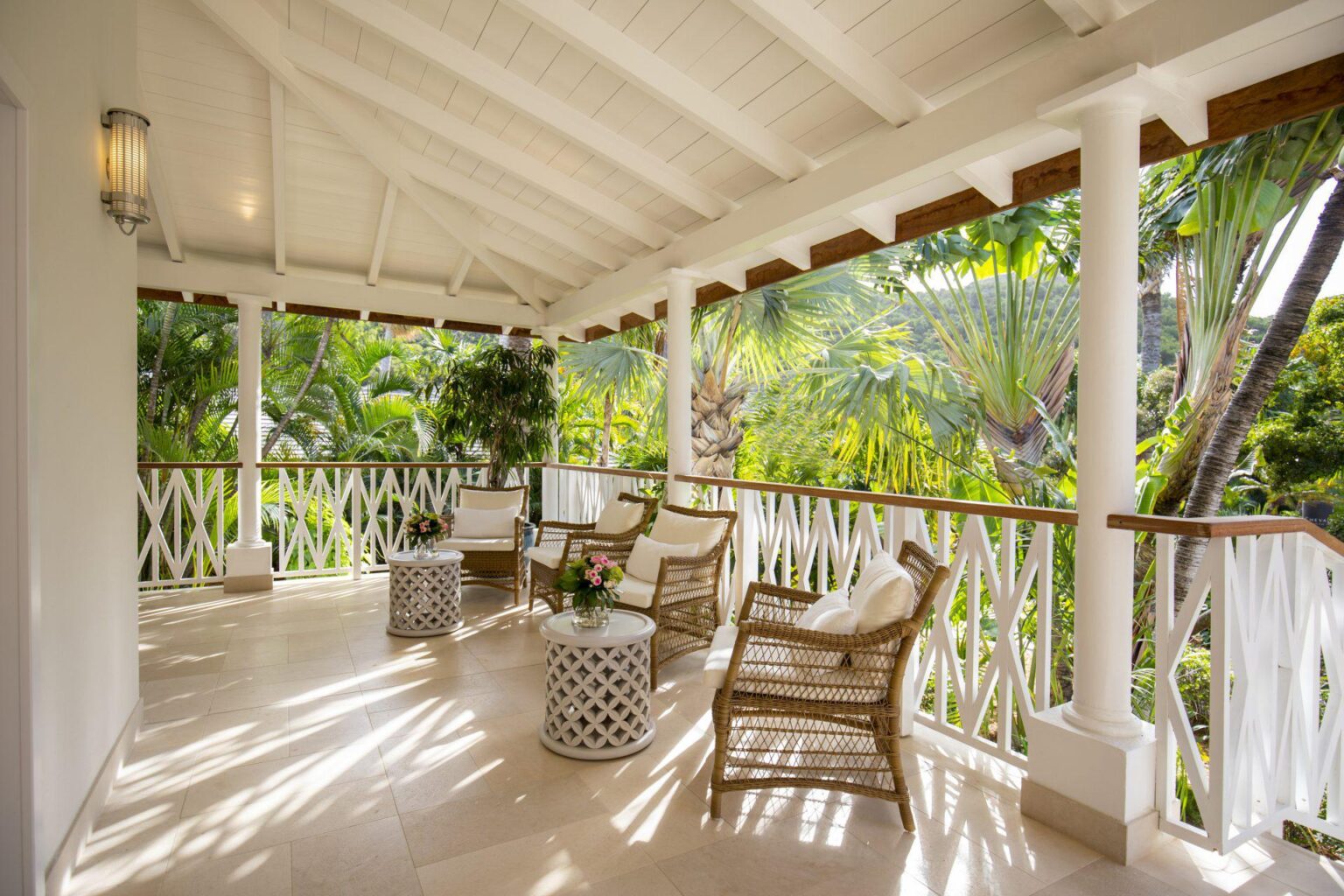 Cheval-Blanc-St-Barth-Isle-de-France-Main-entrance-E.-Labouerie-0234-1.jpg