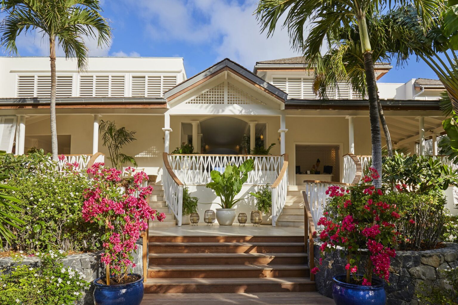 Cheval-Blanc-St-Barth-Isle-de-France-Main-entrance-E.-Labouerie-1032.jpg