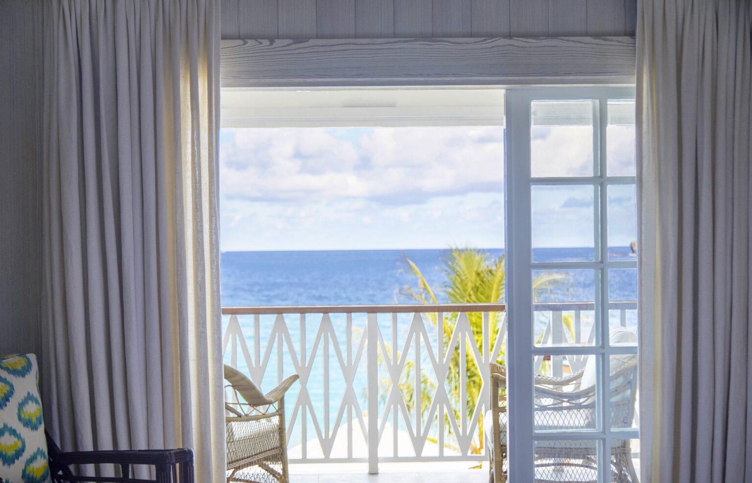 Cheval-Blanc-St-Barth-Isle-de-France-Ocean-Room-E.-Labouerie-0571b.jpg