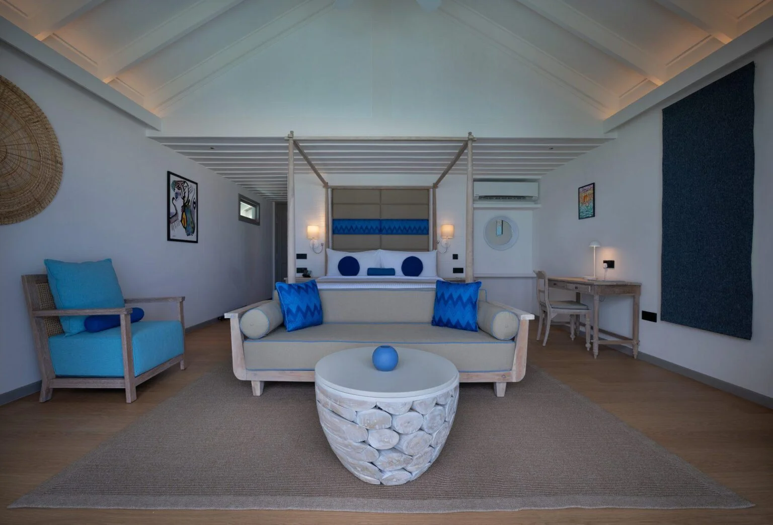 Cora-Cora-Maldives-best-hotels-in-the-maldives-luxury-holidays-in-the-maldives-exclusive-hotels-in-the-maldives-luxury-travel-to-the-maldives-78.jpg