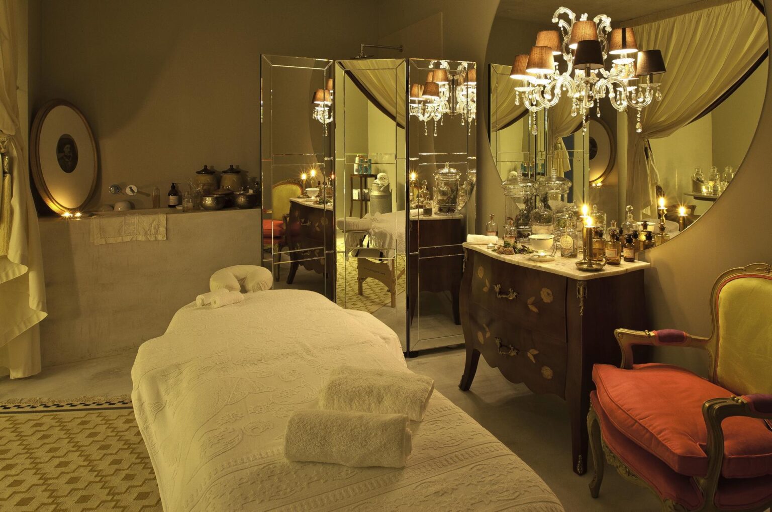 DIVINE-SPA_massage-room-04.1.jpg