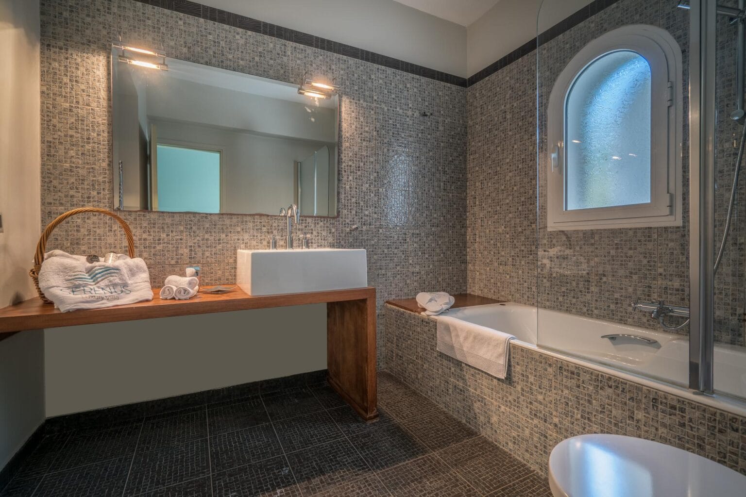 łazienka Serenus Luxury Villa