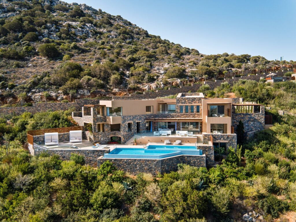 Regnum the crown,Ekskluzywne wakacje all inclusive w Europie 2026 – Turcja,Grecja czy Hiszpania?,Ekskluzywne wakacje all inclusive w Europie 2026,Regnum Carya Golf &amp; SPA Resort,Lujo Bodrum – plaża,design,pyszna kuchnia i klimat bez pośpiechu,Wakacje w Daios Cove na Krecie - krajobraz,który zachwyca od pierwszej chwili,Corfu Imperial,A Grecotel Resort - urlop marzeń na zielonym Korfu,Wakacje All inclusive w Europie w 2026 roku z biurem podróży Carter ®