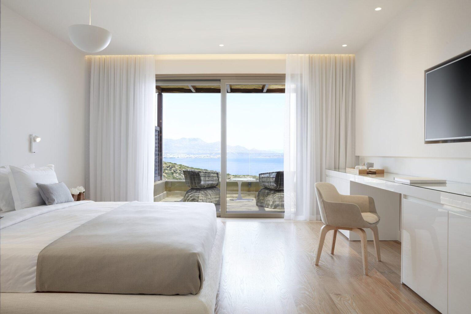 Daios-Cove-C-Mansion-02.jpg