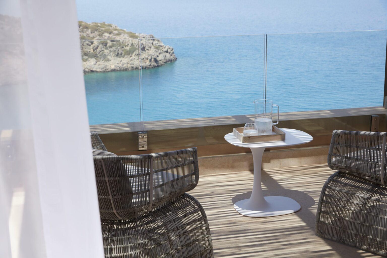 Daios-Cove-C-Mansion-03.jpg