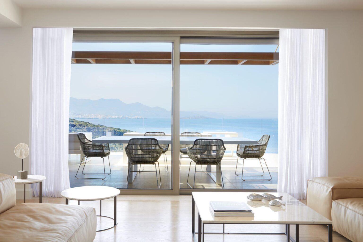 Daios-Cove-C-Mansion-09.jpg