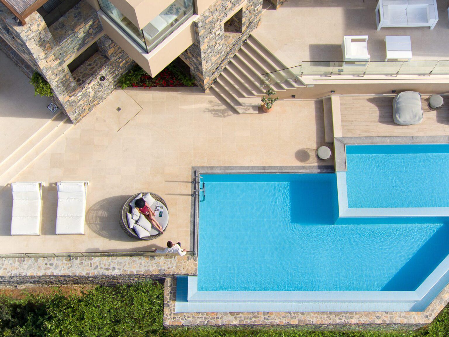 Daios-Cove-C-Mansion-15.jpg