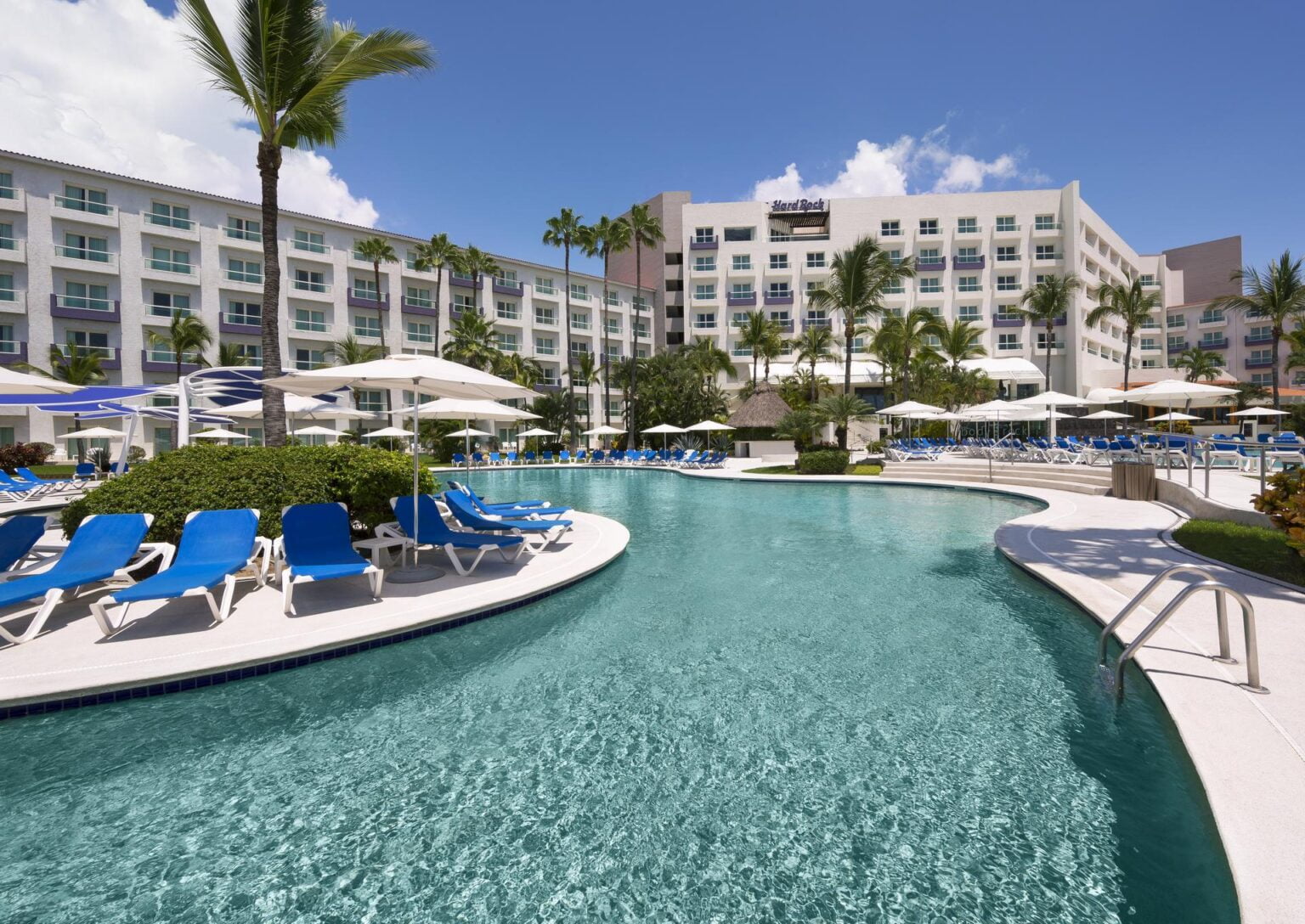 Daytime-pool-with-Hard-Rock-signage.jpg