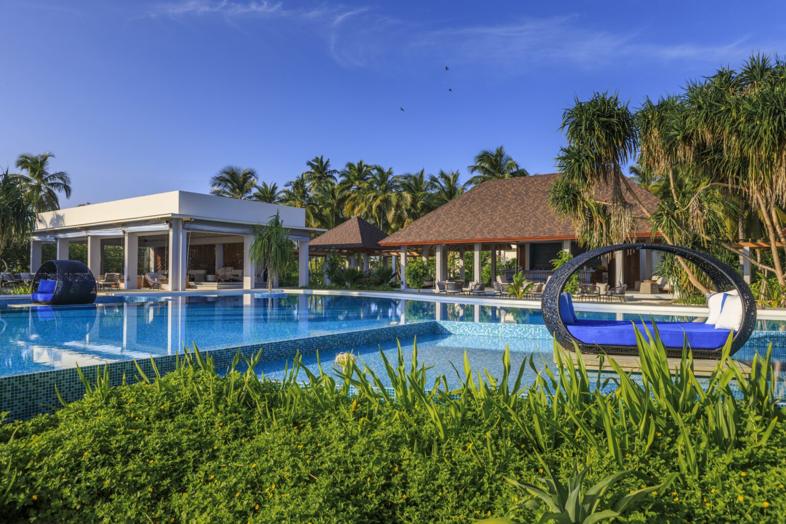 Dhigali-Resort-Malediwy-27.jpg