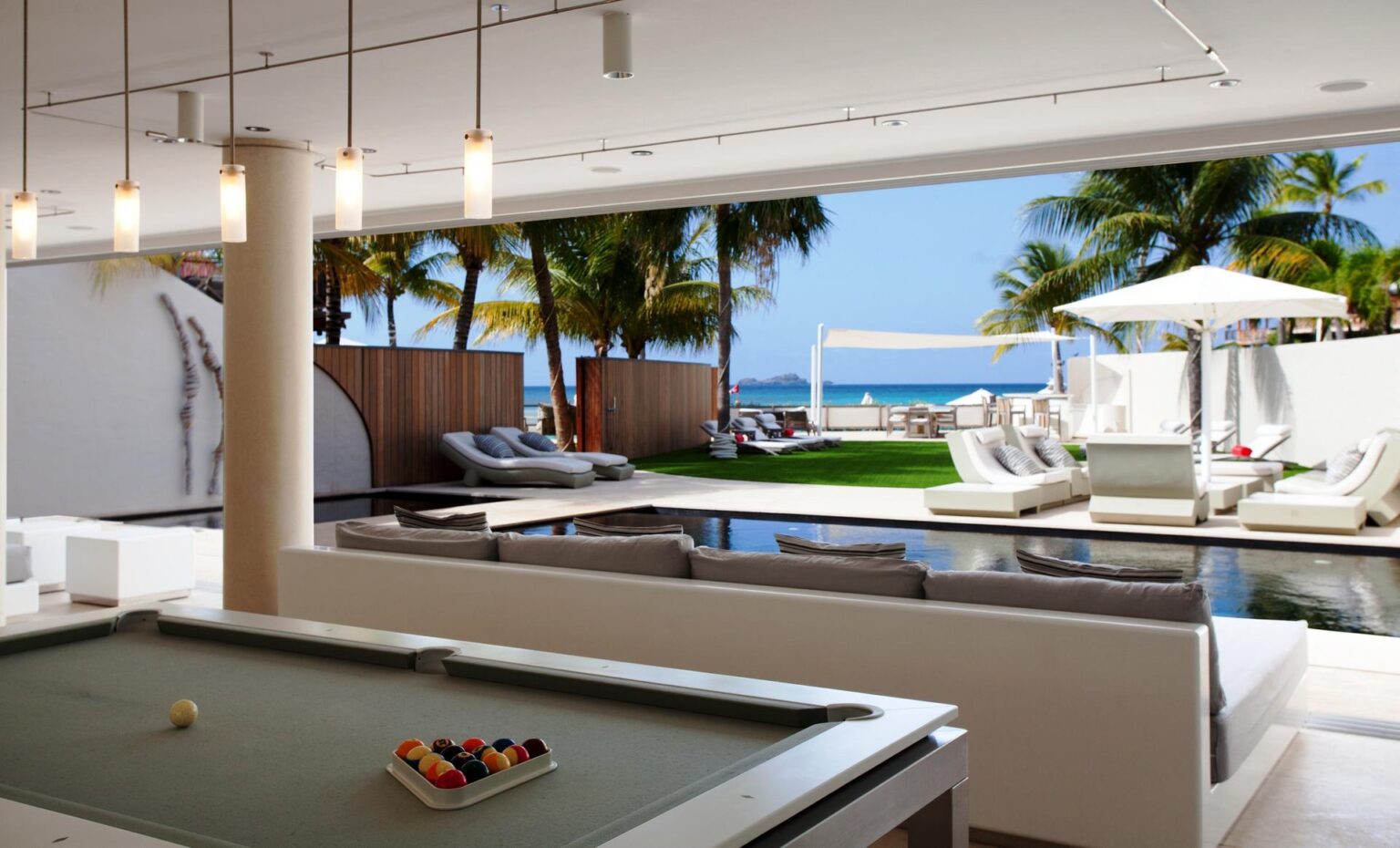 Eden-Rock-Villa_Rockstar-St-Barth-3.jpg