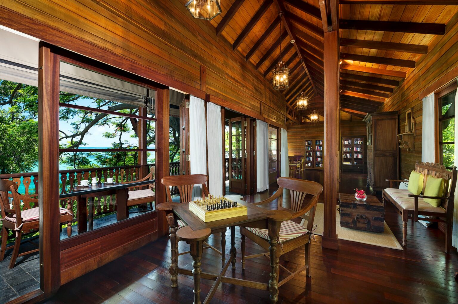 Enchanted-Island-Resort-Library.jpg