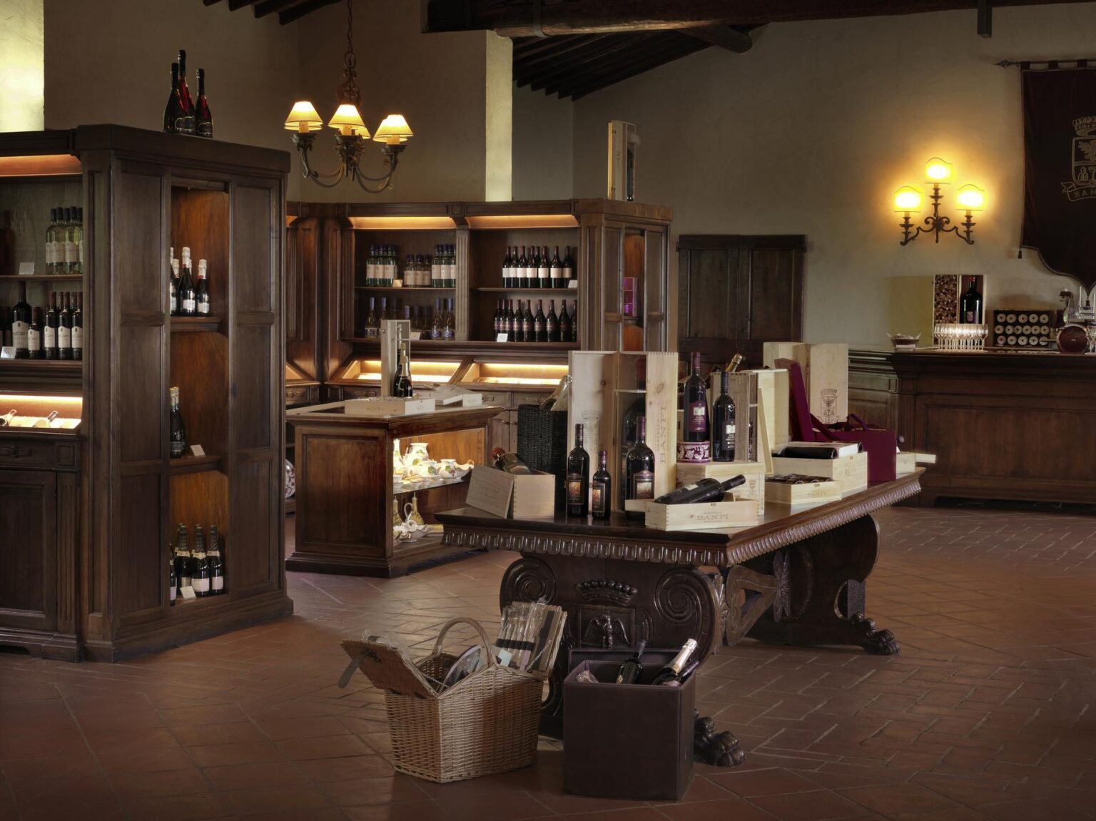 Enoteca-Banfi__photographed-by-Lucio-Gelsi.jpg