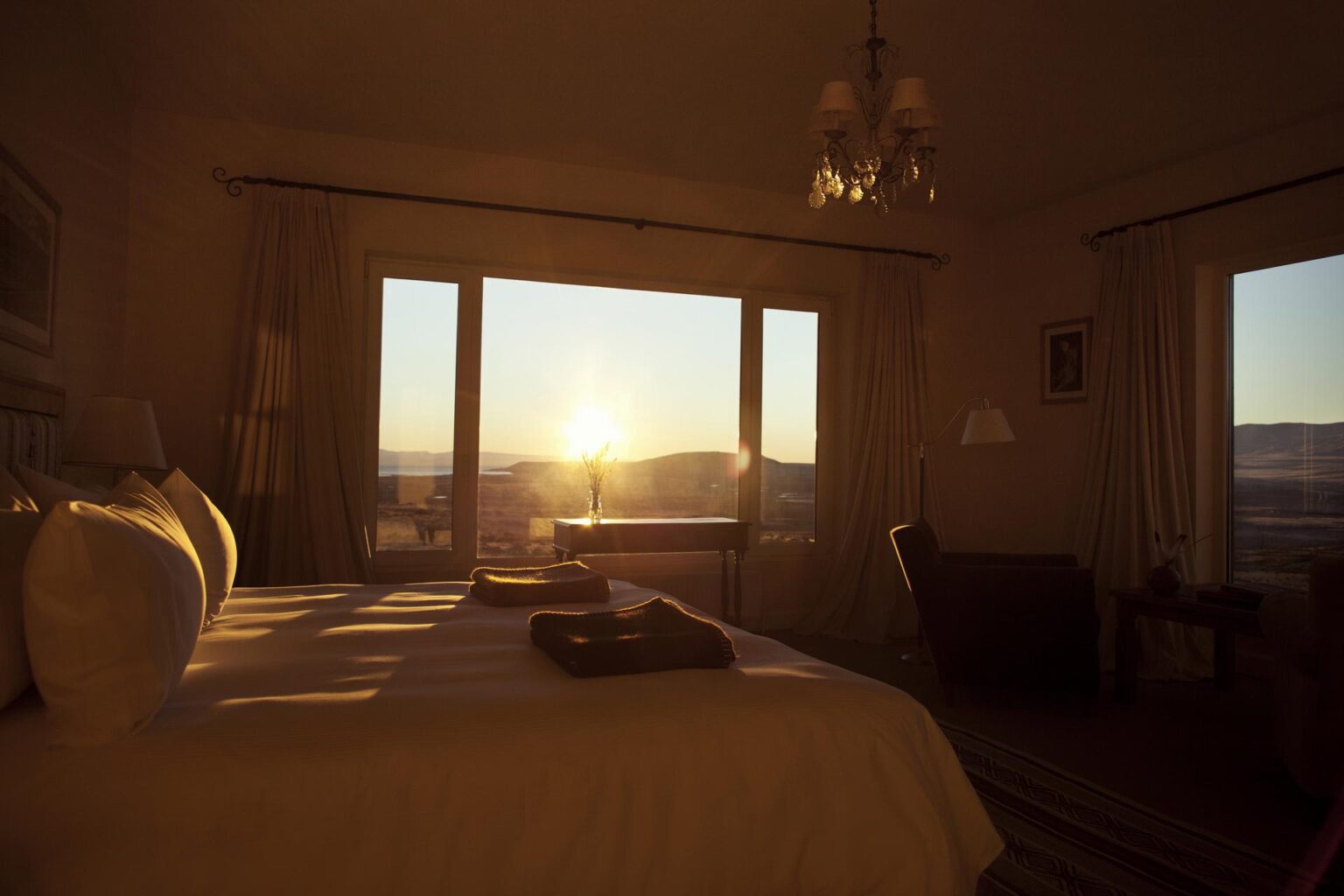 Eolo-room-sunshine.jpg