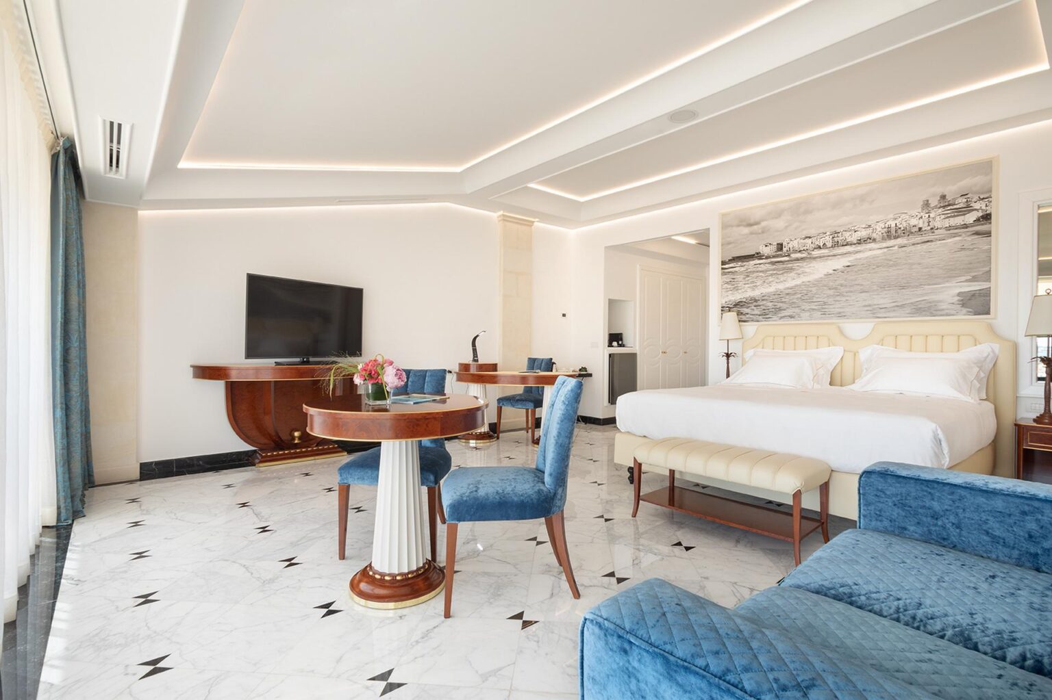 Executive-Junior-Suite-002_WebRes.jpg