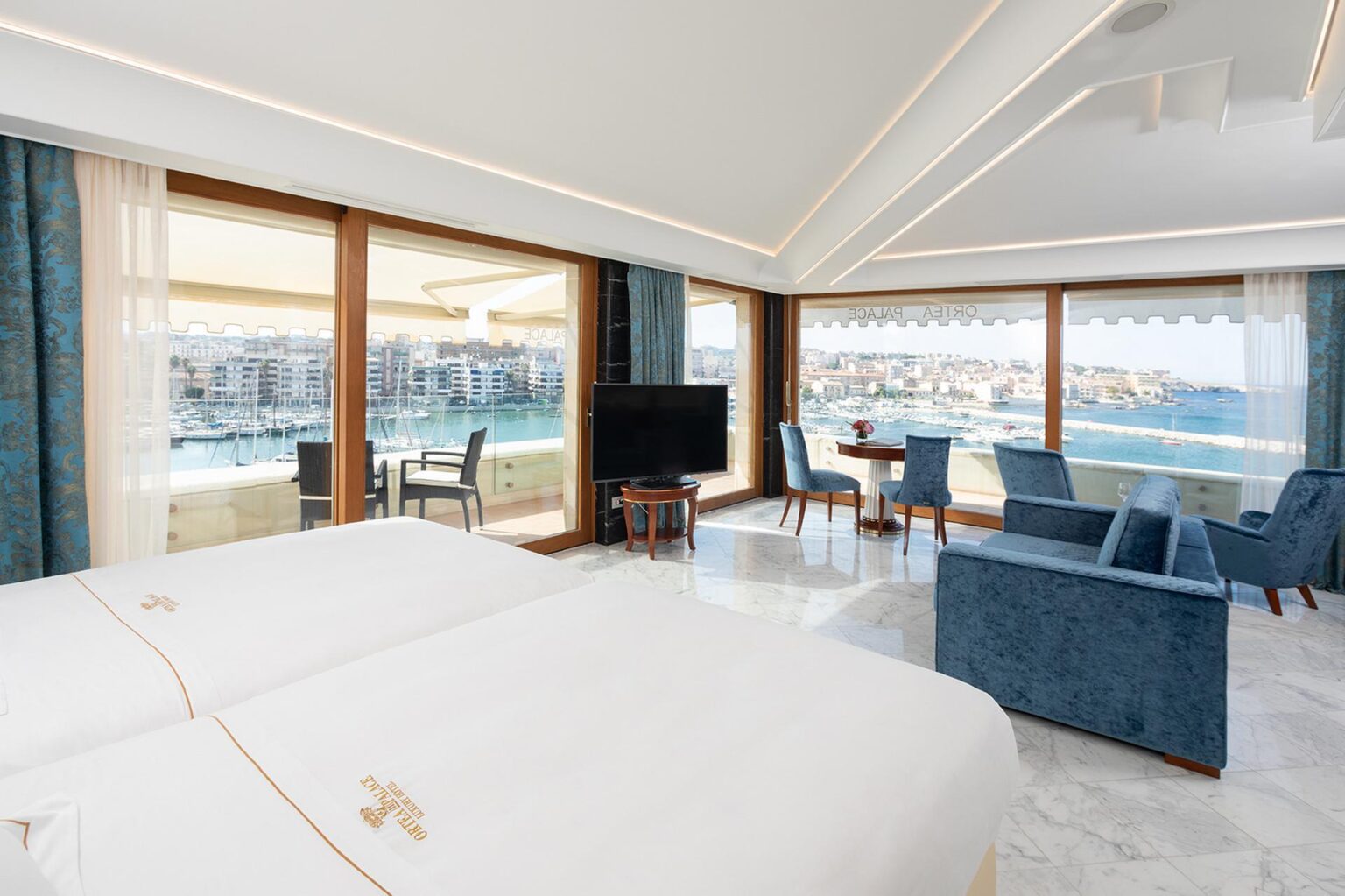 Executive-Junior-Suite-005_WebRes.jpg