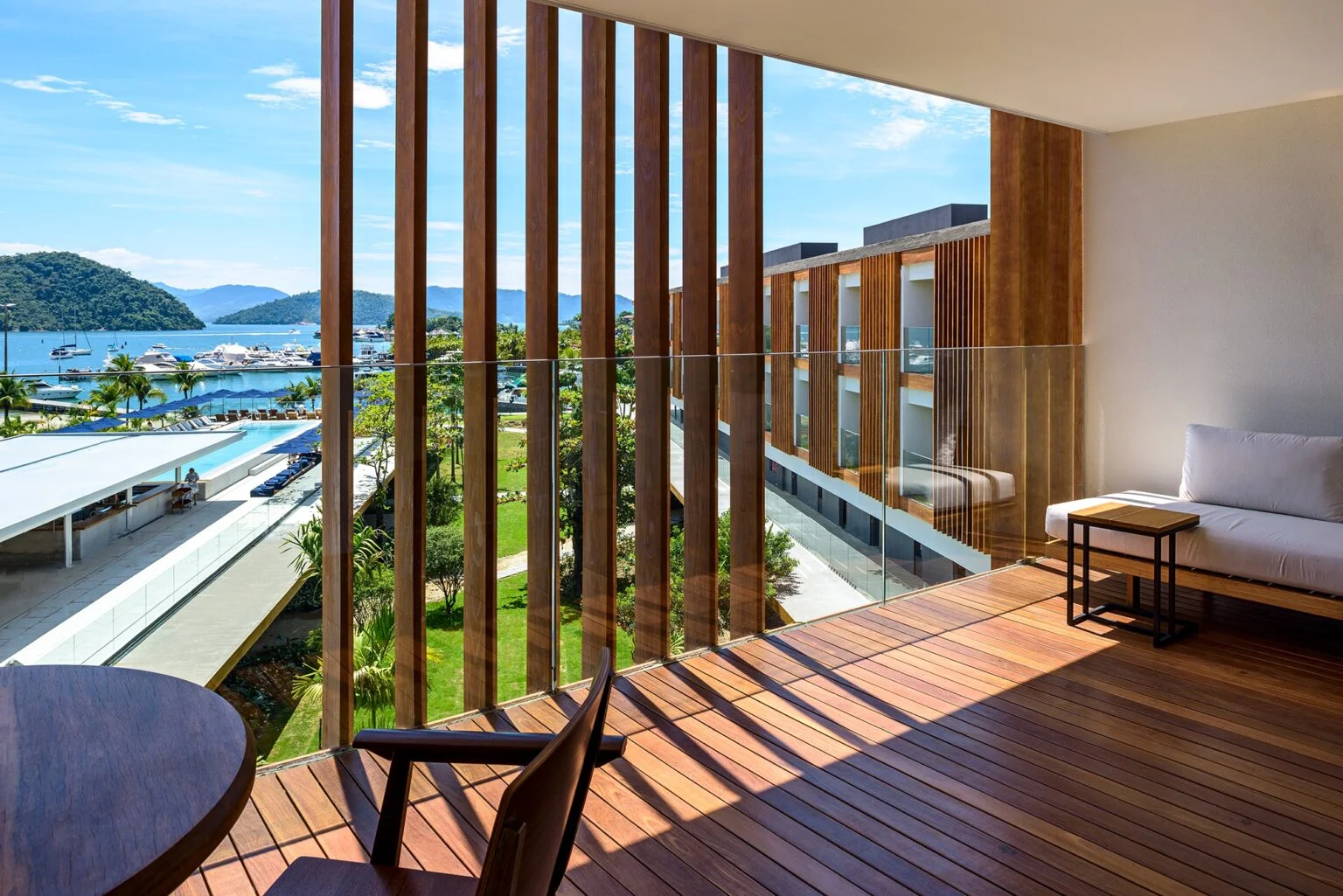 FASANO-ANGRA-DOS-REIS-Balcony-Suite.jpg