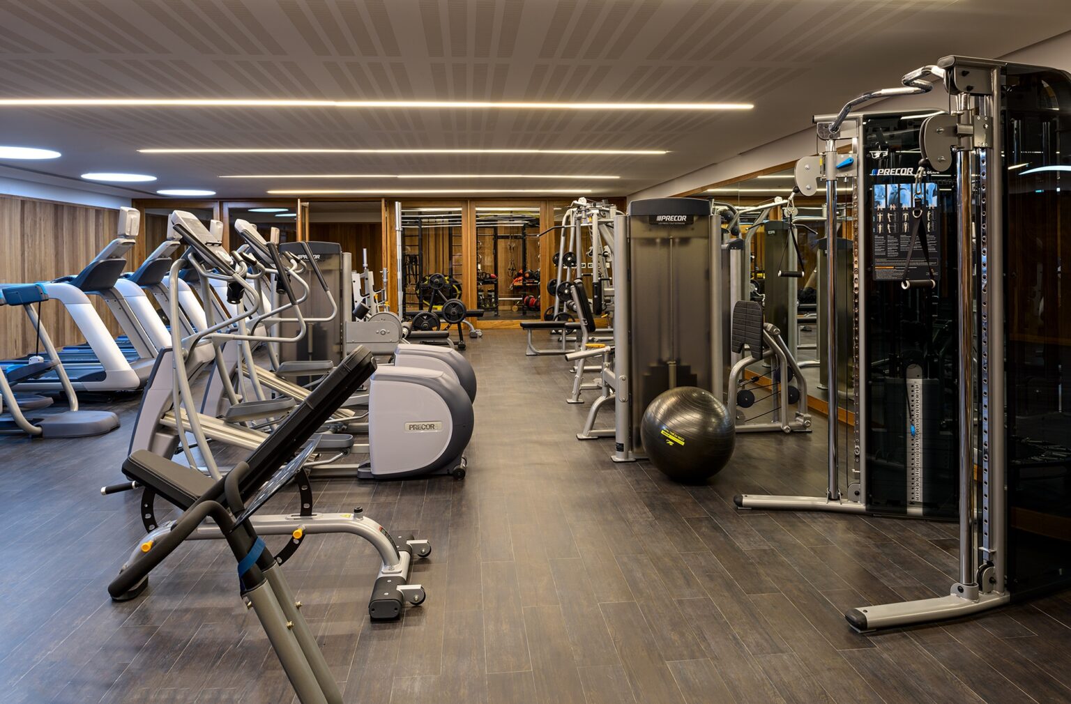 FASANO-ANGRA-DOS-REIS-Fitness-Center.jpg