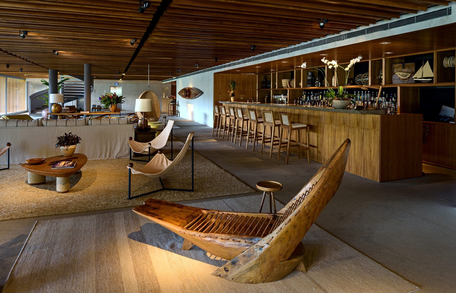 FASANO-ANGRA-DOS-REIS-Lobby-bar.jpg