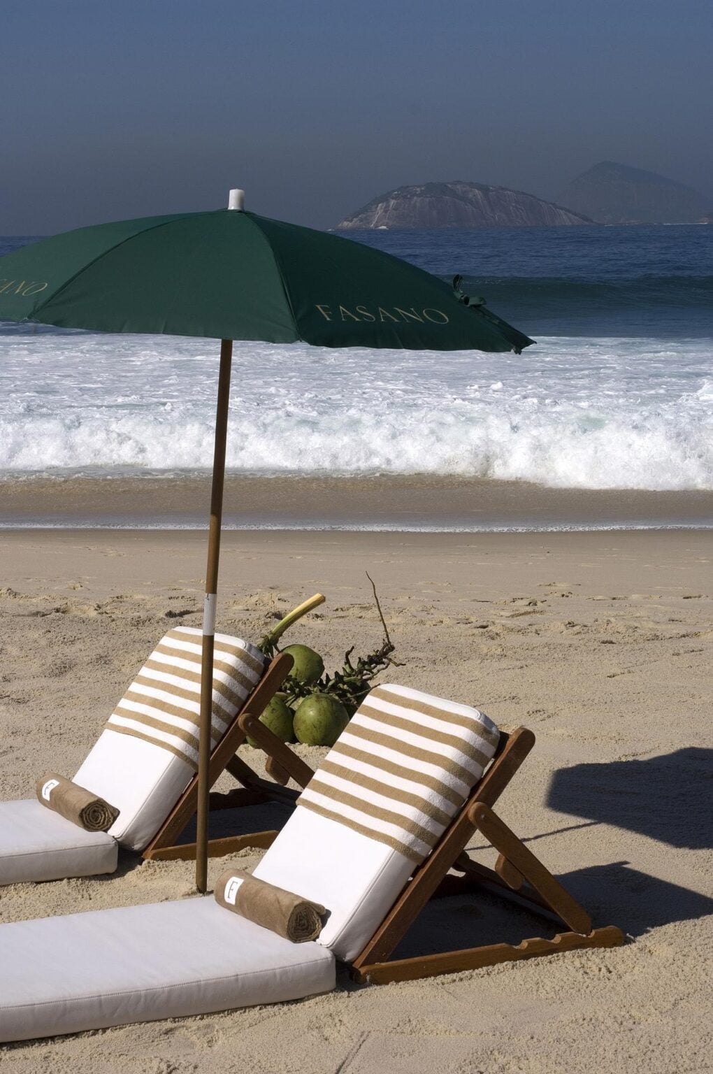 FASANO-RIO-DE-JANEIRO-Ipanema_Beach.jpg