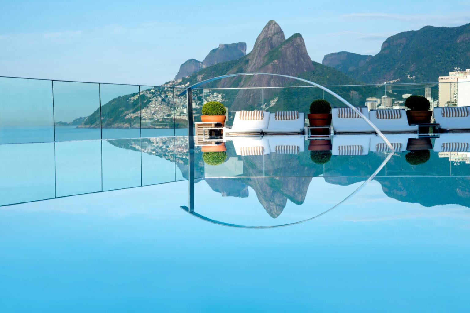 FASANO-RIO-DE-JANEIRO-Pool-_-Terrace.jpg