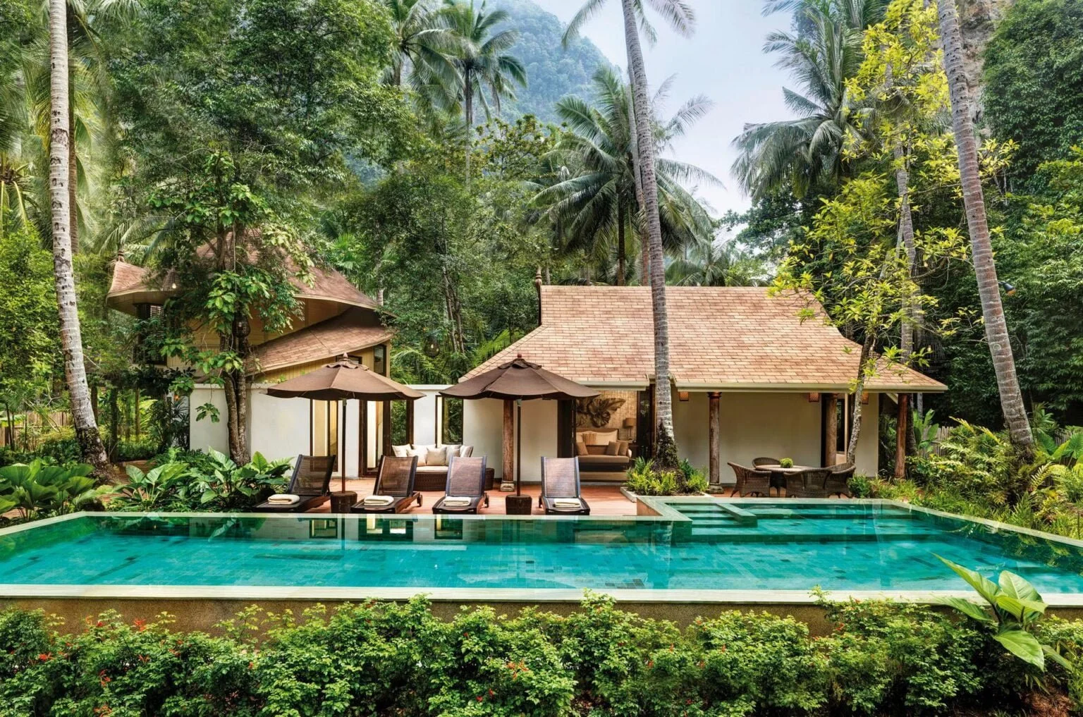 Family-Villa-105-exterior.jpg