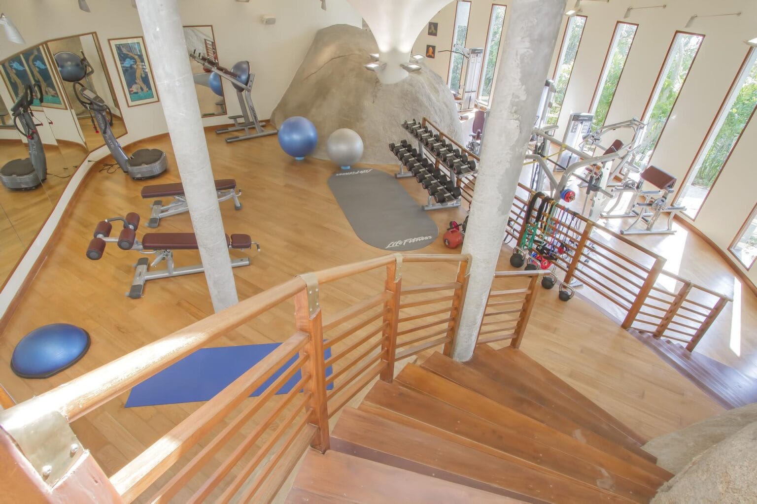 Fitness_Centre_02.jpg