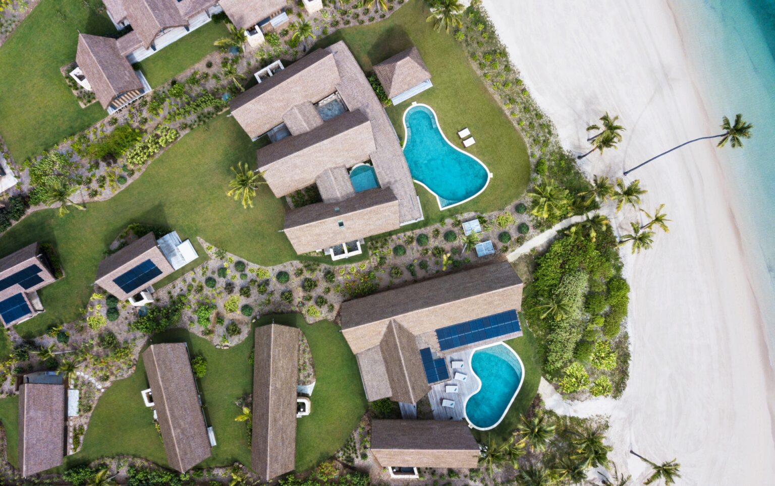 Four_and_Five_Bedroom_Beachfront_Pool_Residences_38_39_7926-A4.jpg