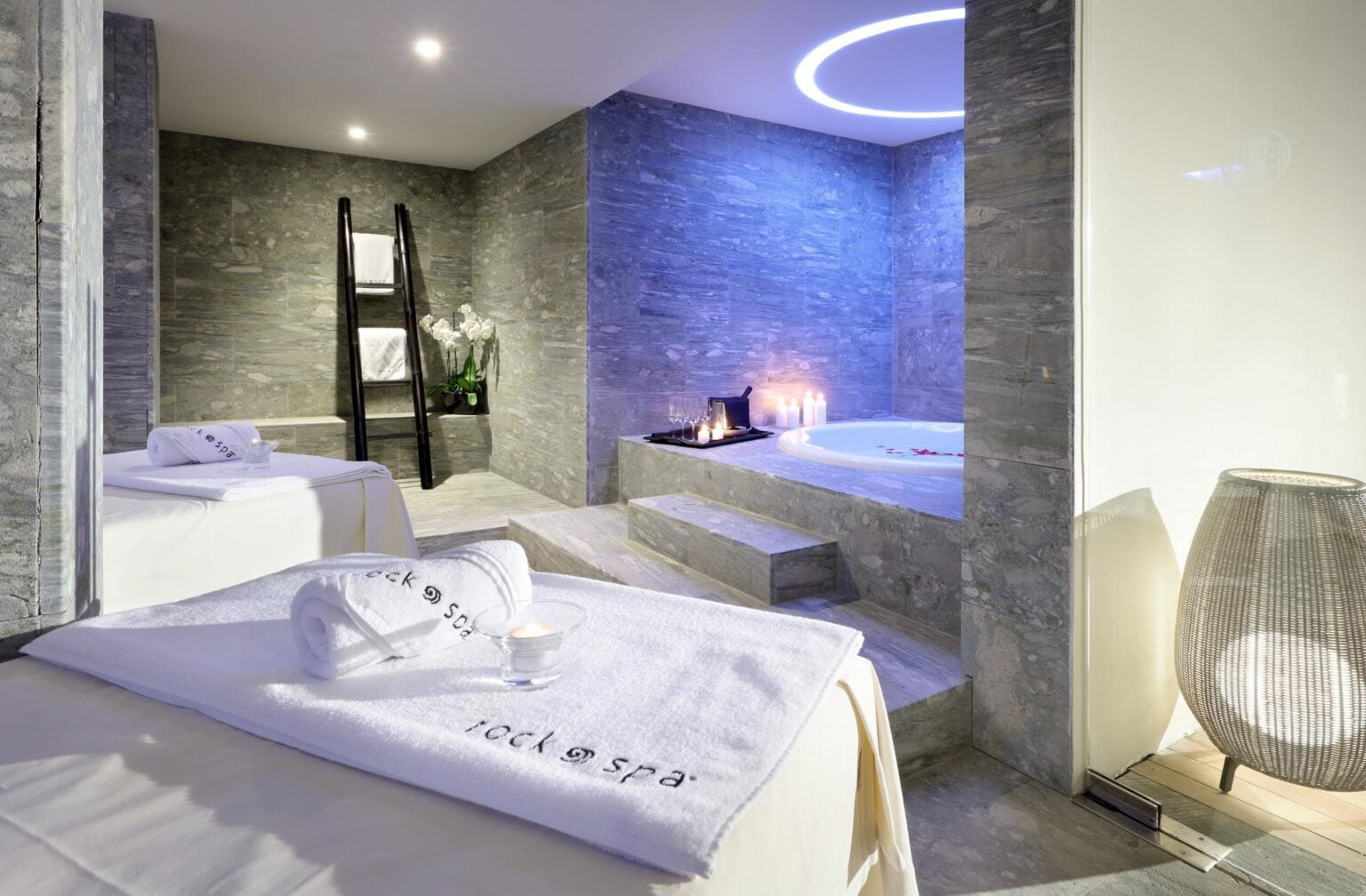 HRHT_RockSpa2.jpg