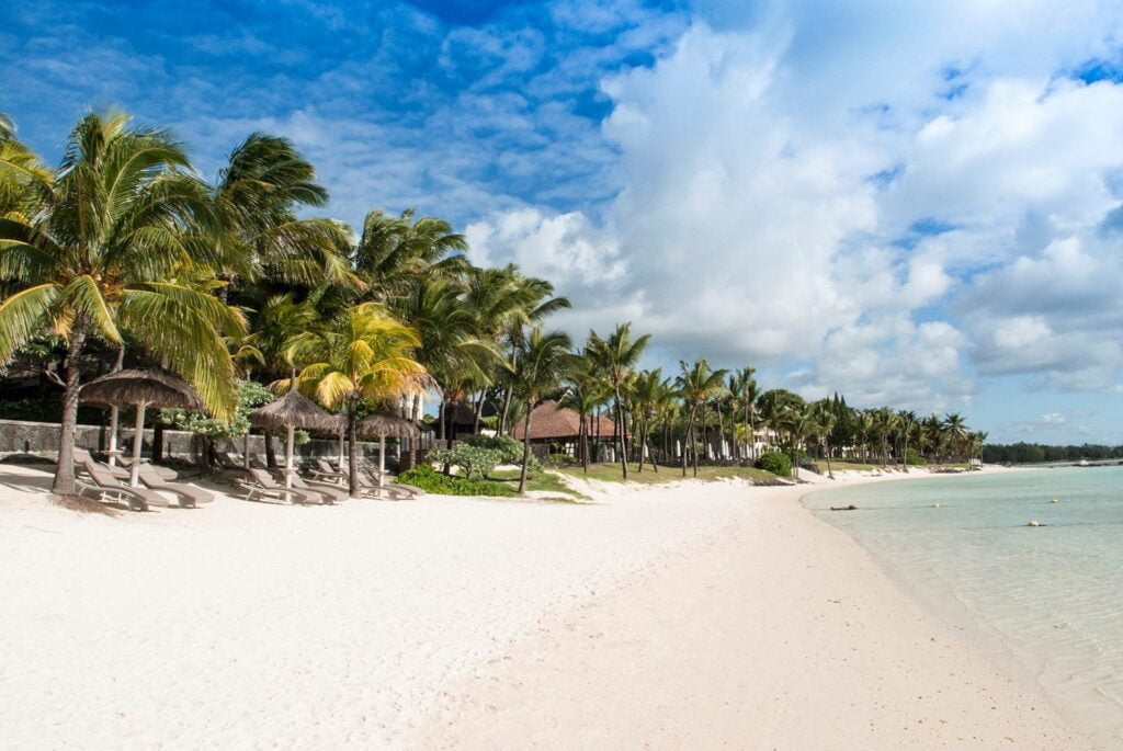 LUX* Belle Mare,Medycyna chińska połączona z wyjątkowym SPA,Odkryj hotel blisko wioski Belle Mare,Prywatne wille z widokiem na ocean