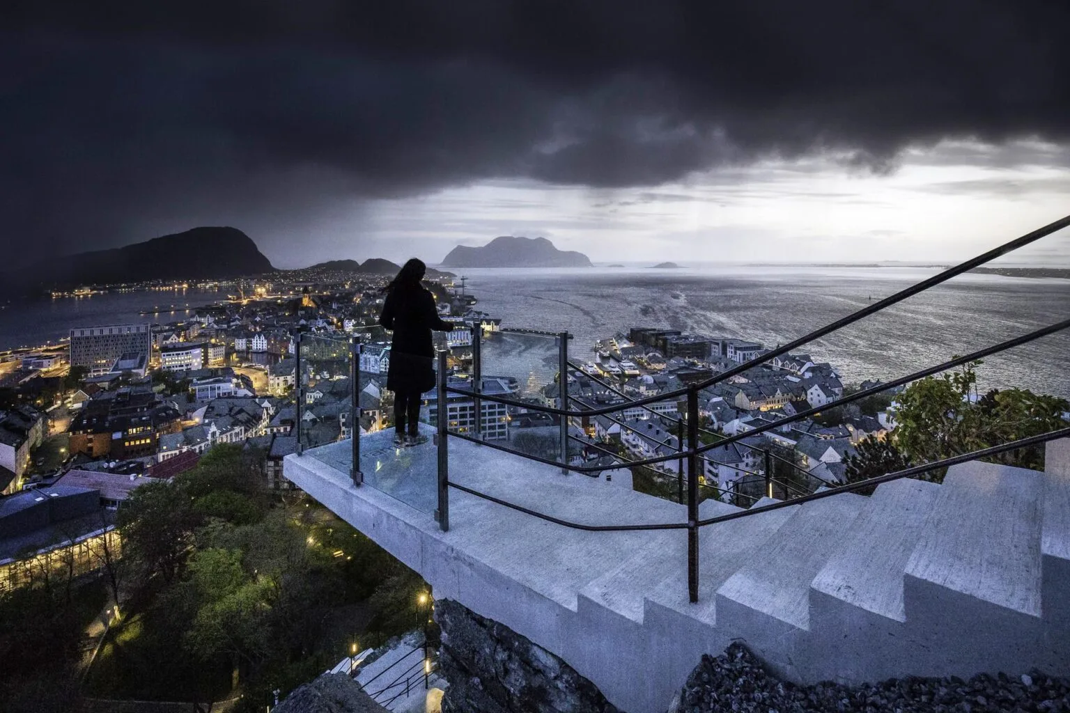 Hotel-Brosundet_PhotoCredit_Arnfinn-Tonnesen_Destinasjon-Alesund.jpg