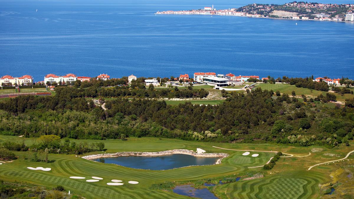 Hotel-Kempinski-Adriatic-Istria-Chorwacja-pole-golfowe.jpg