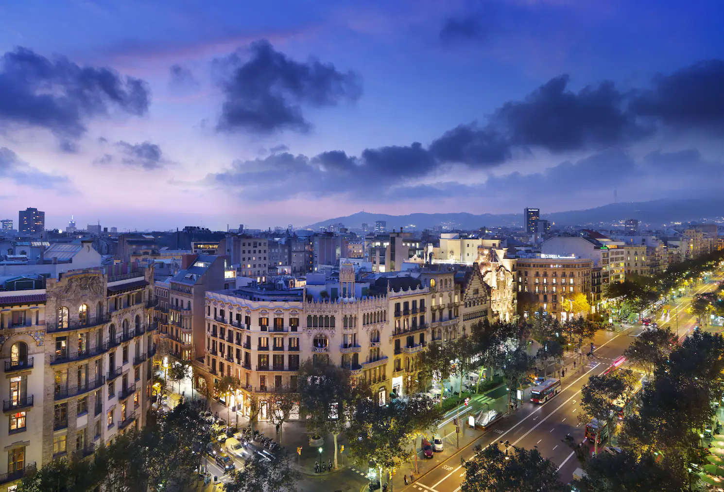 Hotel-Mandarin-Oriental-Barcelona-wczasy-w-Barcelonie-najlepsze-hotele-w-Barcelonie-wakacje-w-Hiszpanii-luksusowe-hotele-w-Barcelonie-10.png