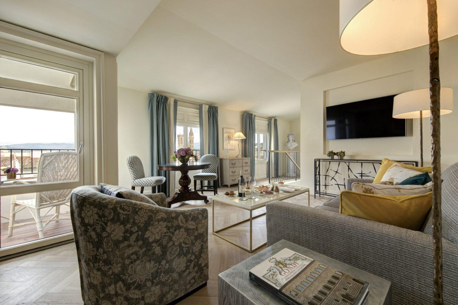 Hotel-Savoy-a-Rocco-Forte-Hotel-luksusowe-hotele-w-Toskanii-Toskania-na-wakacje-wakacje-w-Toskanii-z-biurem-podrozy-luksusowe-hotele-w-Toskanii-43.jpg