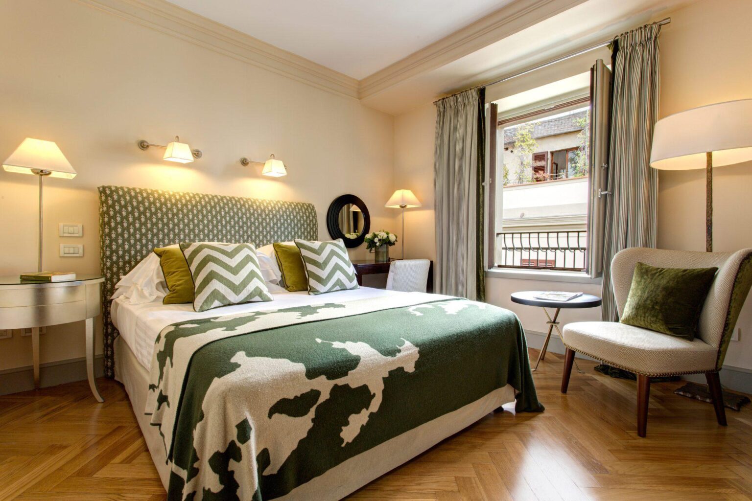Hotel-Savoy-a-Rocco-Forte-Hotel-luksusowe-hotele-w-Toskanii-Toskania-na-wakacje-wakacje-w-Toskanii-z-biurem-podrozy-luksusowe-hotele-w-Toskanii-9.jpg