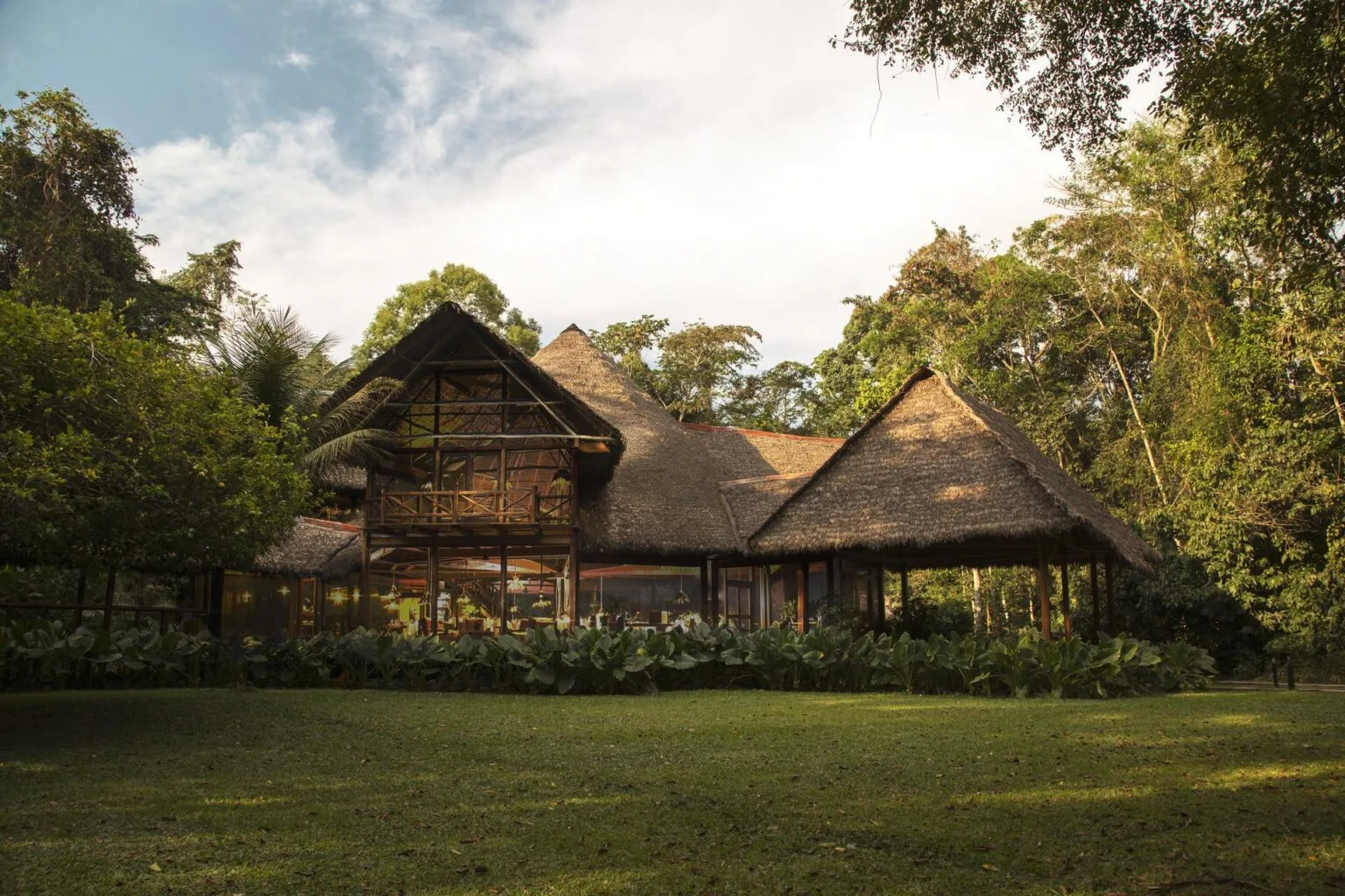 INKATERRA-RESERVA-AMAZONICA-Main_House.jpg