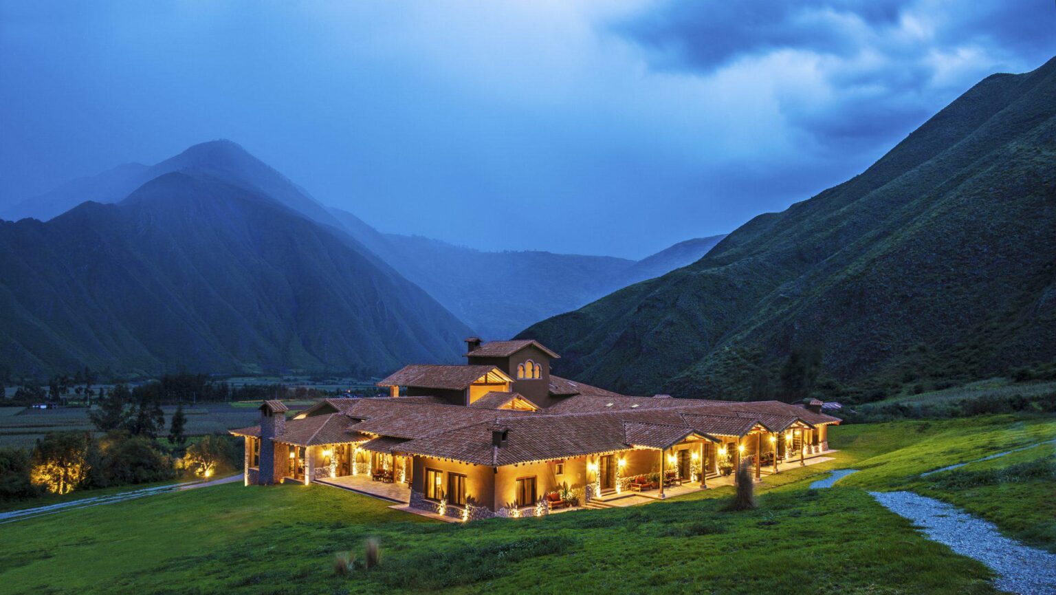 Inkaterra-Hacienda-Urubamba_Main_House.jpg