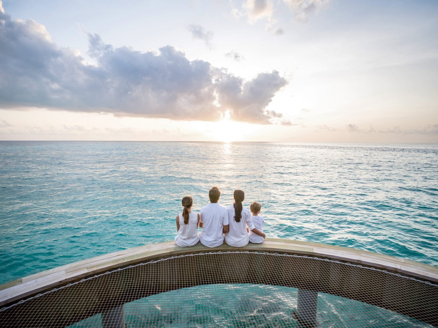 InterContinental-Maldives-Maamunagau-Resort-Malediwy-luksusowe-hotele-na-Malediwach-ekskluzywne-wczasy-na-Malediwach-najlepsze-hotele-na-Malediwach-24.jpg
