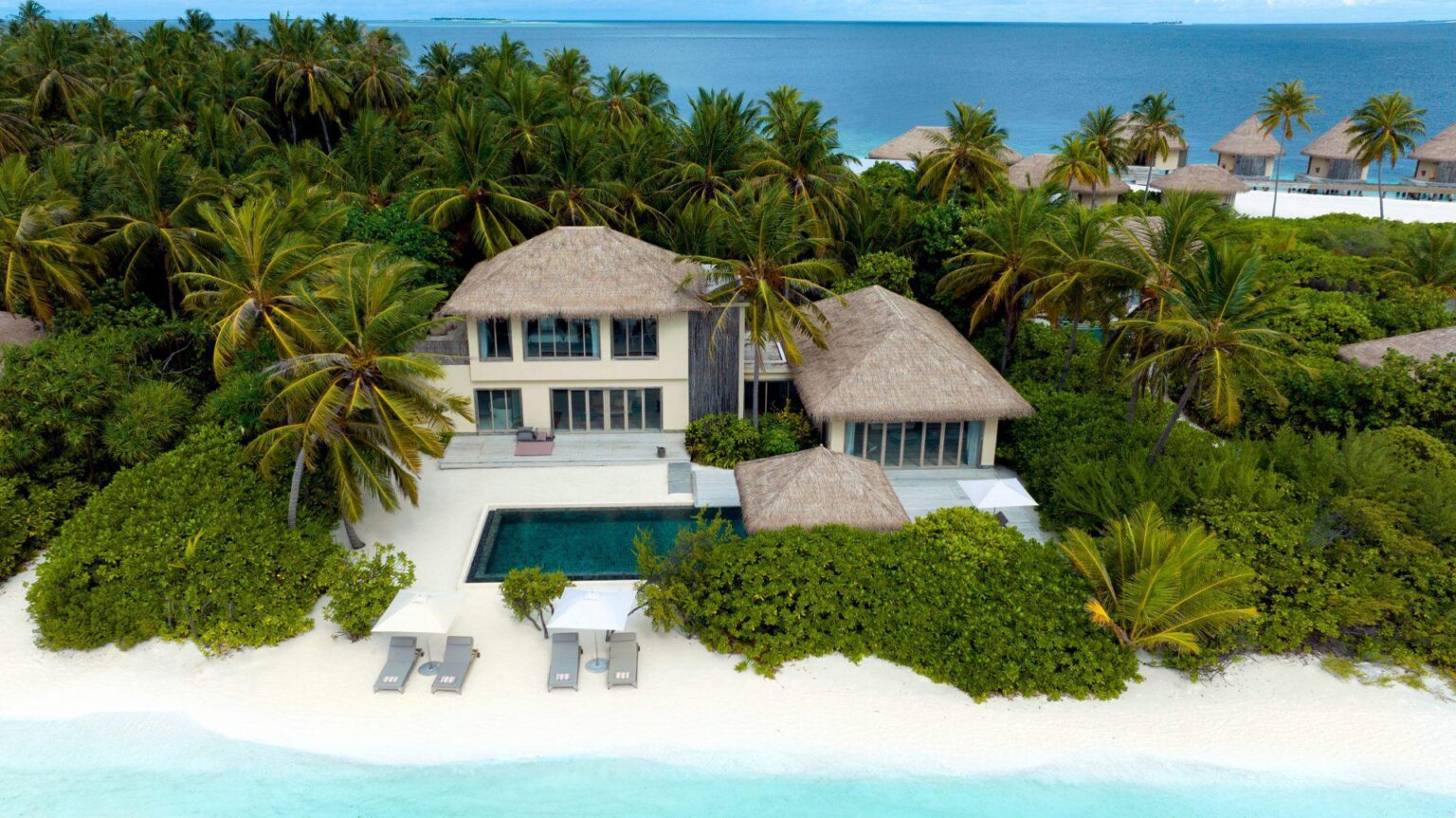 InterContinental-Maldives-Maamunagau-Resort-Malediwy-luksusowe-hotele-na-Malediwach-ekskluzywne-wczasy-na-Malediwach-najlepsze-hotele-na-Malediwach-98.jpg